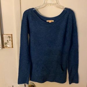 Pretty blue sweater